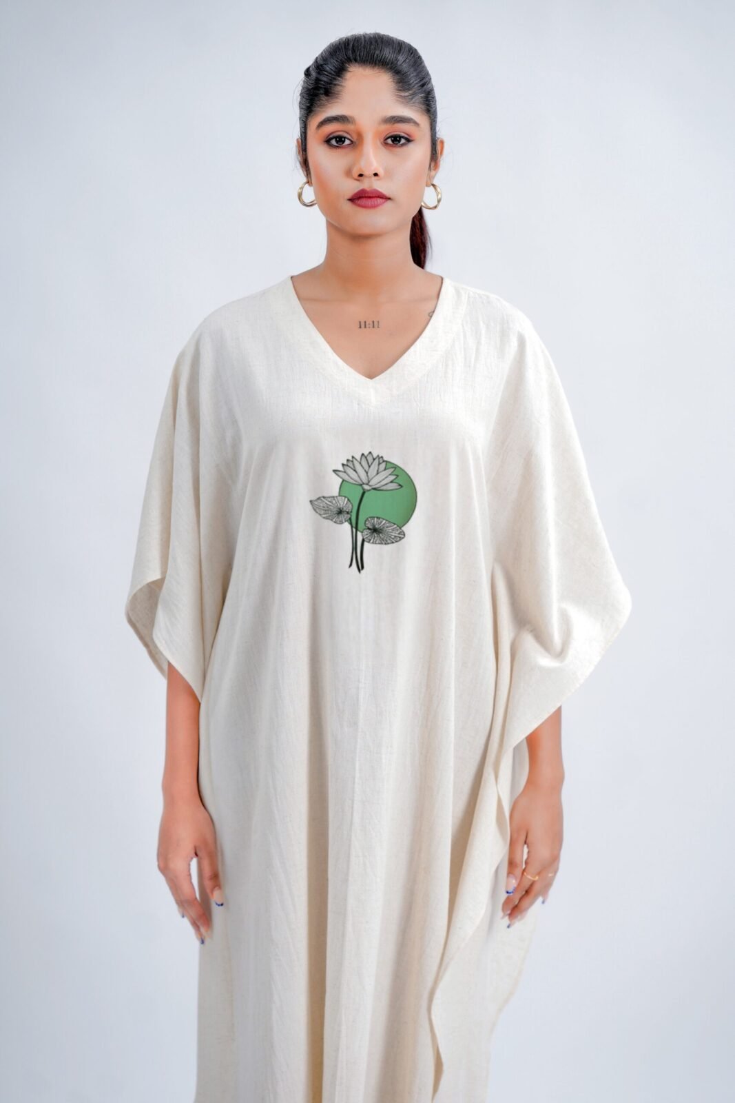 LINEN COTTON KAFTAN WITH MOON LOTUS MOTIF